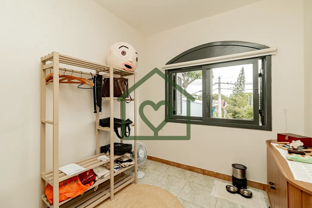 Imagem Apartamento no bairro de Jardim Sabará com área construída de 271 metros quadrados, são 14 cômo...