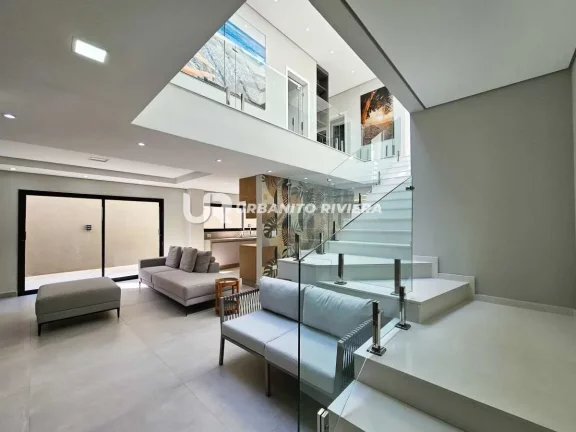 Imagem Residência de Alto Padrão com 379m2 Totalmente Mobiliada e Decorada