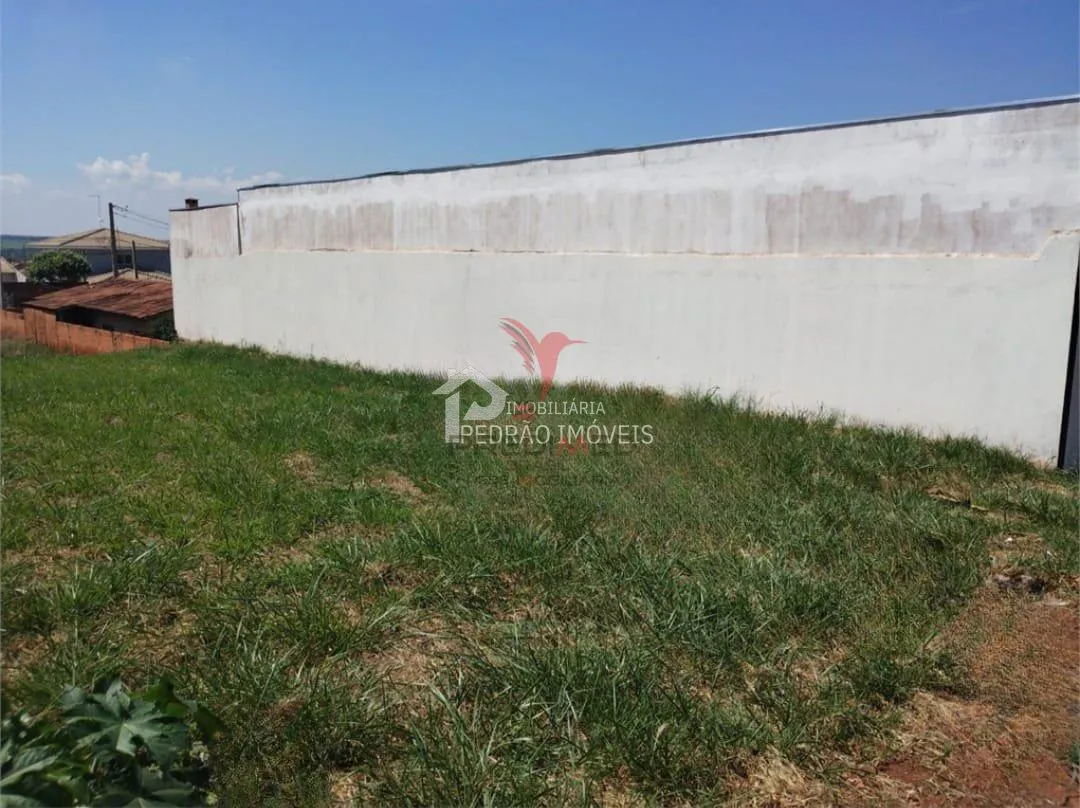 Foto do imóvel Lote/Terreno de 275m² no bairro Jardim Grajaú, em Lençóis Paulista