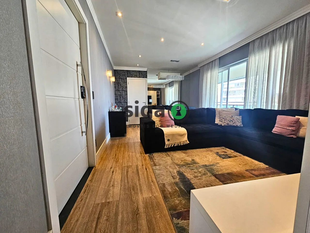 Imagem Apartamento á venda na Vila Andrade, com 130m, 3 suítes e 2 vagas.