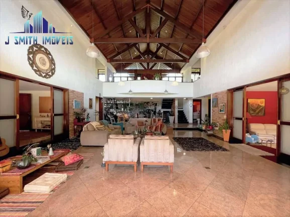 Imagem MANSÃO COM 5 SUÍTES EM LOTE DE 3.872m², CONDOMÍNIO NA GRANJA VIANA.