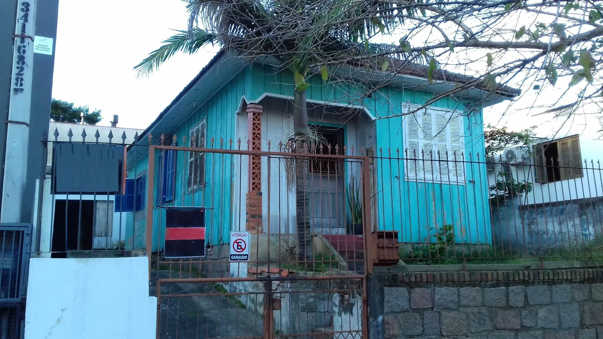 Casa para Venda - 91m², 2 dormitórios, 1 vaga - Jardim Botânico
