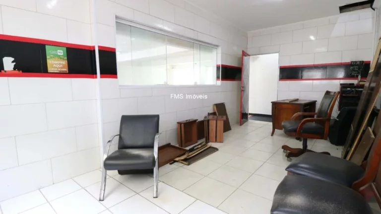 Imagem Imóvel com 6 Kitnets à venda em Santo Amaro.