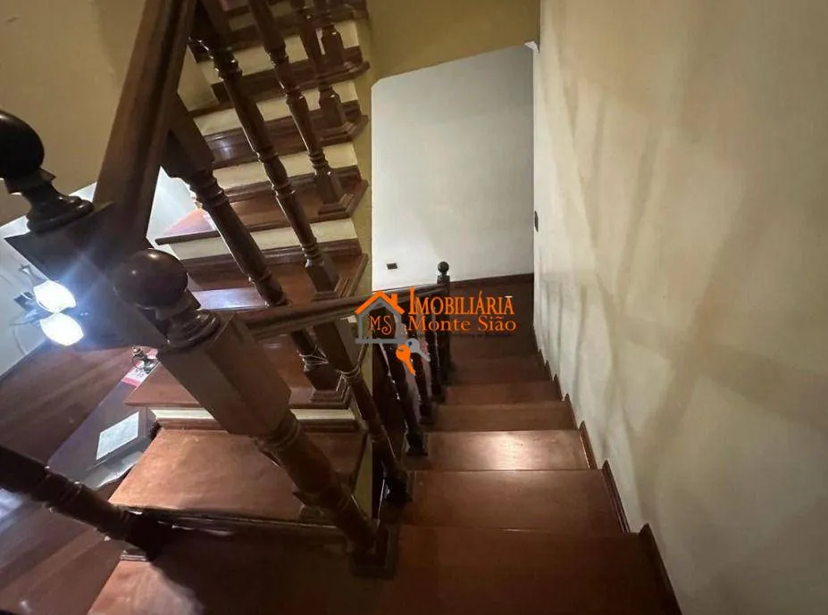 Imagem Sobrado com 3 dormitórios à venda por R$ 960.000 - Jardim Rossi - Guarulhos/SP