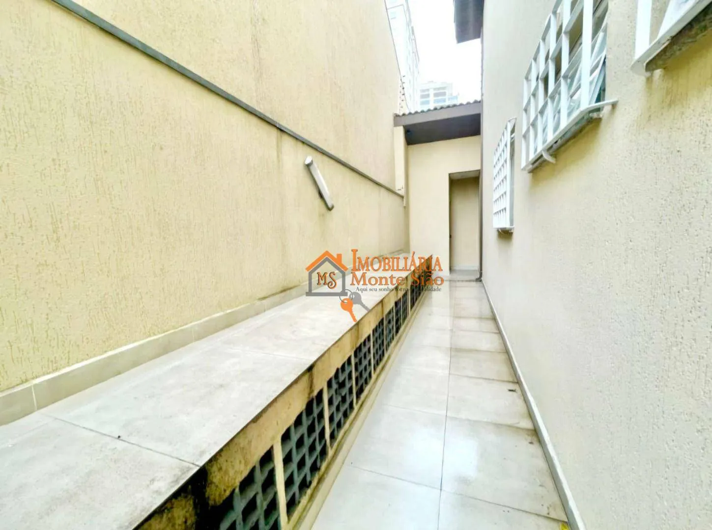 Imagem Sobrado com 4 dormitórios à venda, 512 m² por R$ 1.690.000,00 - Vila Rosália - Guarulhos/SP