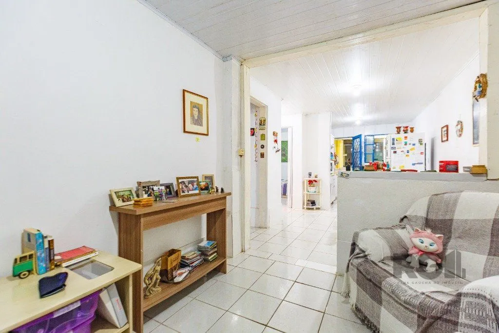 Imagem Casa de 4 Dormitório(s) Bairro Nonoai - Porto Alegre