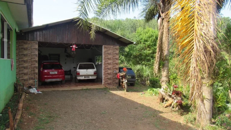 Imagem Casa para Venda em Peritiba, Rural, 3 dormitórios, 2 banheiros