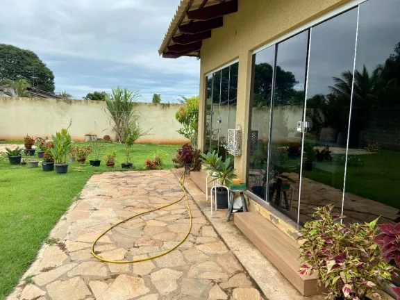 Imagem Casa de Condomínio com 3 Quartos à Venda, 160 m² em Condomínio Parque dos Cisnes - Goiânia