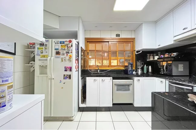Imagem Casa em Condomínio para venda no bairro Pedra Redonda em Porto Alegre