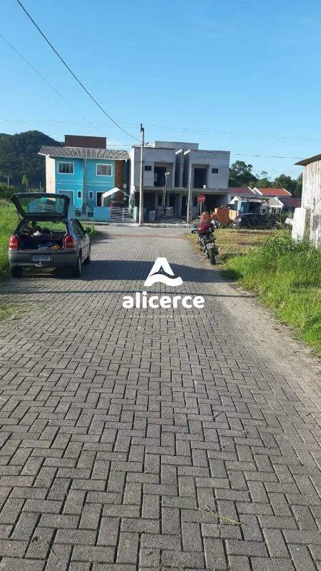 Imagem Terreno à venda com , 200m² em Forquilhas São José