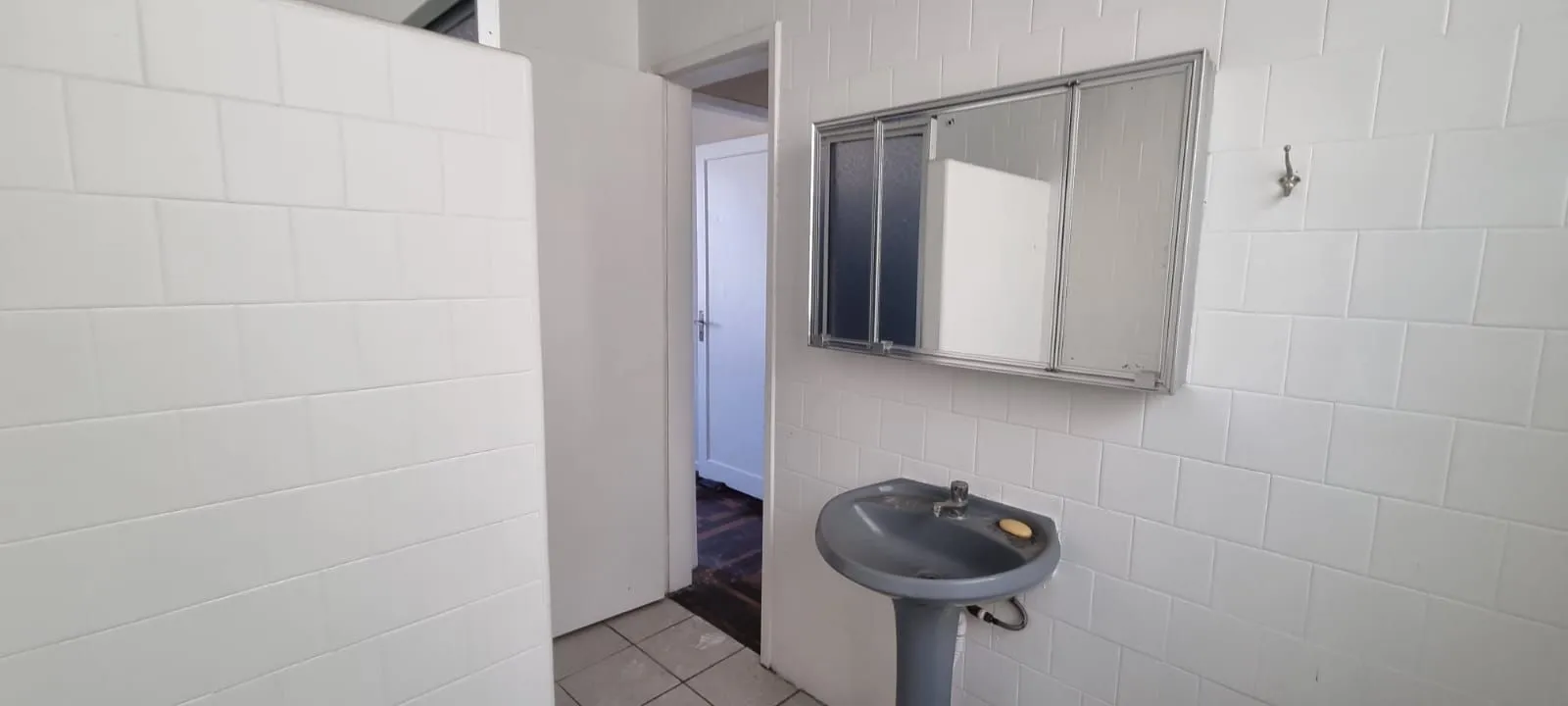 Imagem Apartamento 04 dormitórios ou gabinete com 01 vaga no bairro Praia de Belas