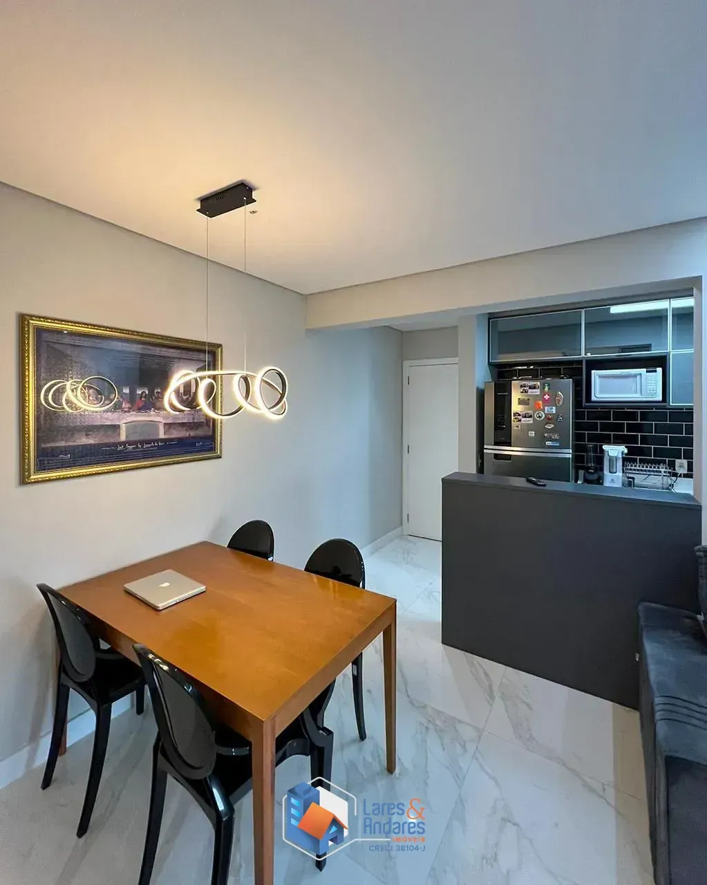 Imagem Apartamento para venda em República com 2 quartos, sendo 1 suíte, 62m²