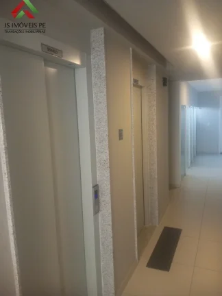 Imagem Apartamento à venda em Boa Viagem, Recife-PE: 1 quarto, 1 sala, 1 banheiro, 1 vaga de garagem. Aproveite!