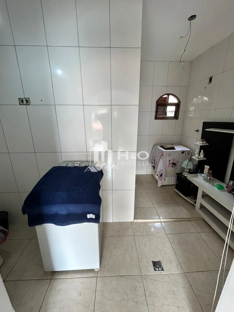 Imagem Casa Ampla à Venda na Fazenda Aricanduva - 4 Dormitórios, Suíte, Edícula e Quintal! 200m2 - R$545.000,00