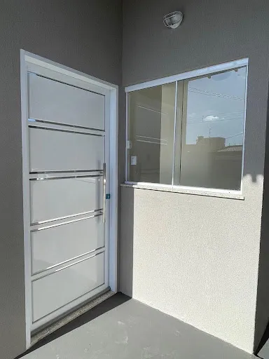 Imagem Casa à Venda no Nova Lima | 3 Quartos, Suíte, Varanda e Quintal