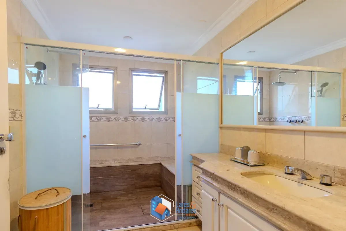 Imagem Apartamento para venda em Vila Suzana com 4 quartos, sendo 3 suítes, 165m²