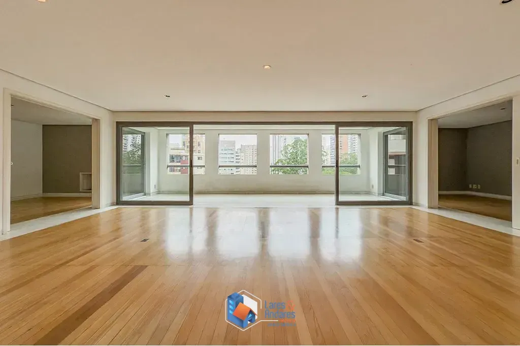 Foto do imóvel Apartamento à venda 4 Quartos 2 Suites 3 Vagas 277M² Vila Andrade São Paulo - SP em Avenida Doutor Guilherme Dumont Vilares