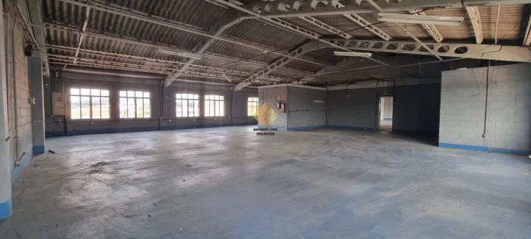 Imagem GALPÃO MEZANINO ÓTIMA LOCALIZAÇÃO NA MUTINGA DE 480M², ACESSO A RODOVIA ANHANGUERA E FÁCIL ACESSO AS MARGINAIS - JARDIM SANTO ELIAS - SÃO PAULO / SP