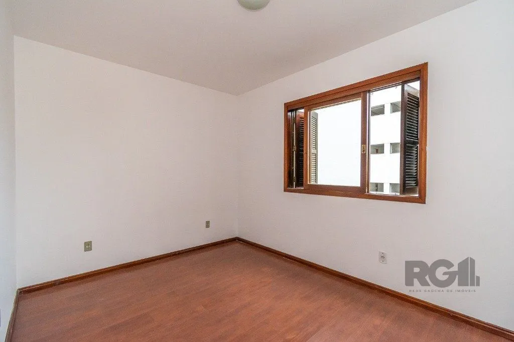 Imagem Apartamento no bairro Petrópolis de 2 dormitórios e vaga