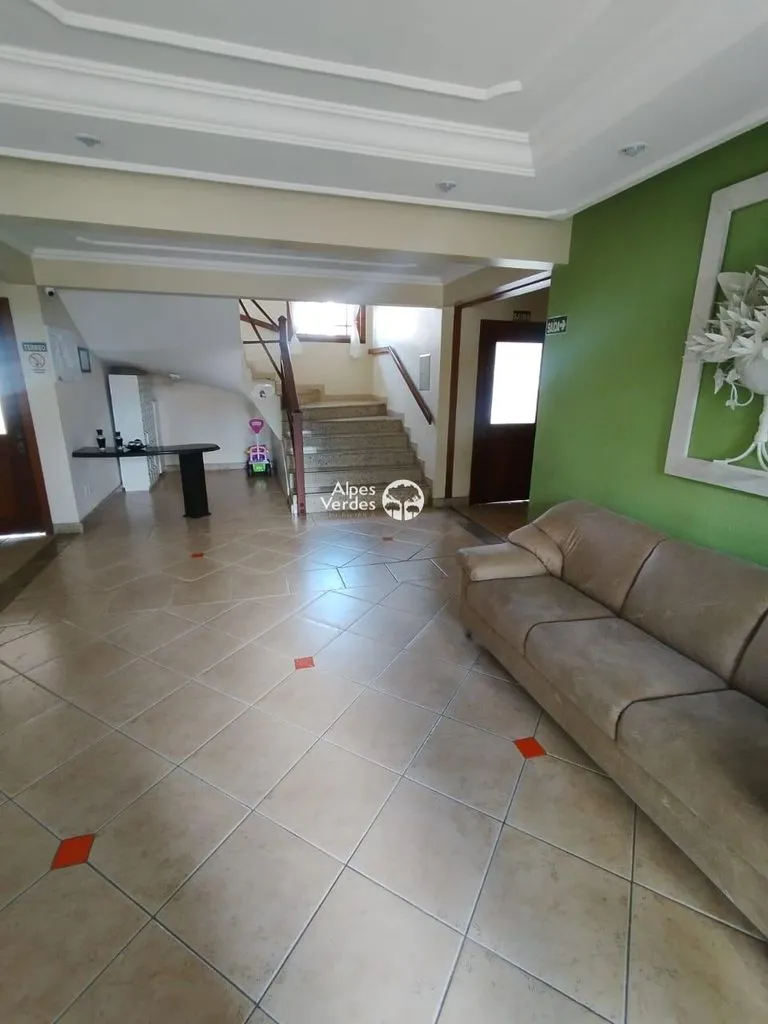 Imagem Vende-se apto mobiliado no centro de Canela- 2 Quartos- R$520.000,00
