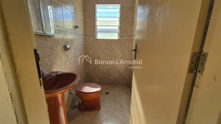Imagem Casa à venda no bairro João Aranha, em Paulínia, localizada em frente a uma bela praça, proporci...
