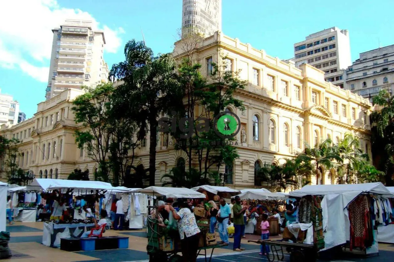 Imagem VENDA DE PRÉDIO COMERCIAL COM RENDA - CENTRO SP