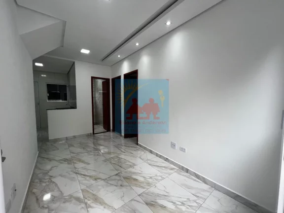 Casa de Condomínio com 2 dorms, Maracanã, Praia Grande - R$ 242 mil, Cod: 1994
