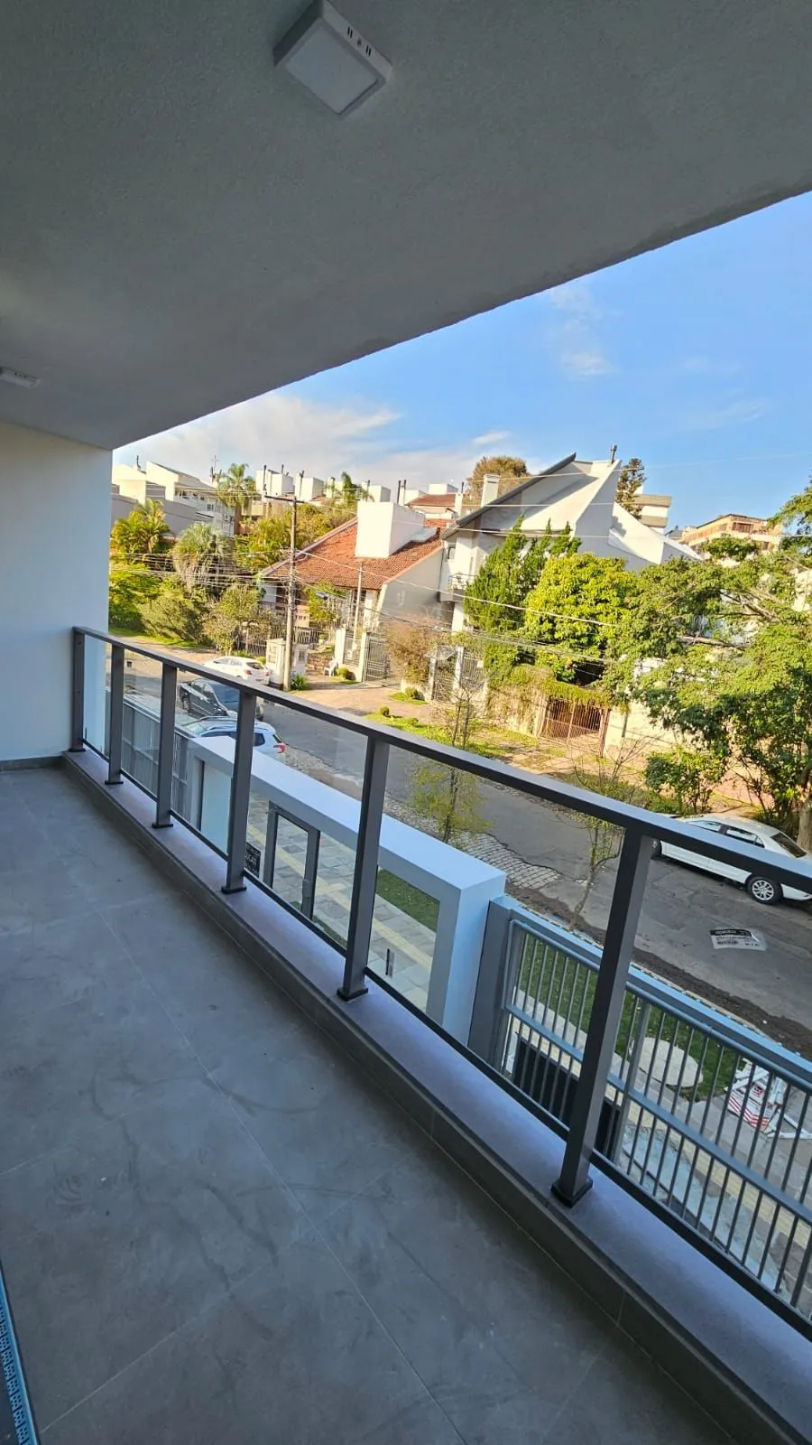 Imagem Apartamento Novo com 2 Vagas e Sacada na Chácara das Pedras