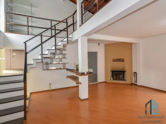 Imagem Casa c/ edícula, residencial/comercial, 03 quartos c/suítes, 10 vagas, no Mossungue em Curitiba - PR