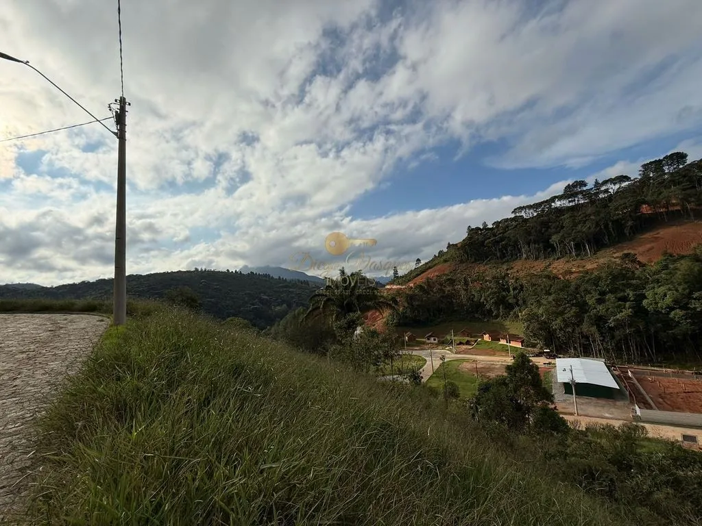 Imagem Terreno em Condomínio para Venda em Teresópolis / RJ no bairro Albuquerque