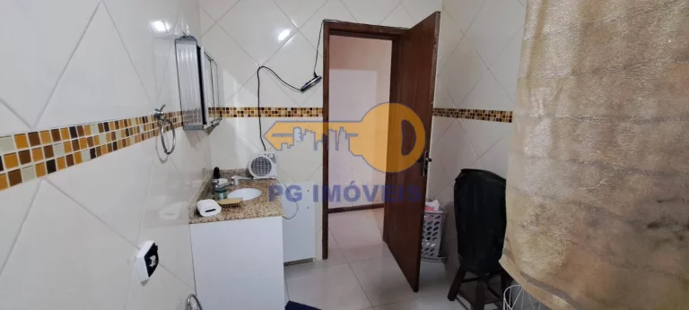 Imagem CASA 3 DORMITÓRIOS EM PRAIA DE LESTE