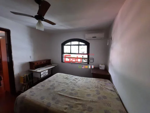 Imagem Casa com 4 dormitórios à venda, 240 m² por R$ 1.000.000,00 - Braga - Cabo Frio/RJ