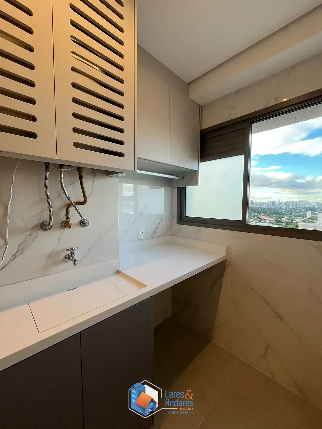 Imagem Apartamento para venda e locação em Jardim Prudência com 2 quartos, sendo 1 suíte, 75m²