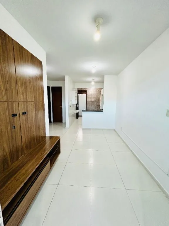 Imagem Casa com 3 quartos em Ponta de Campina, a 300m da praia. Moderna, ventilada e pronta para morar em área valorizada.
