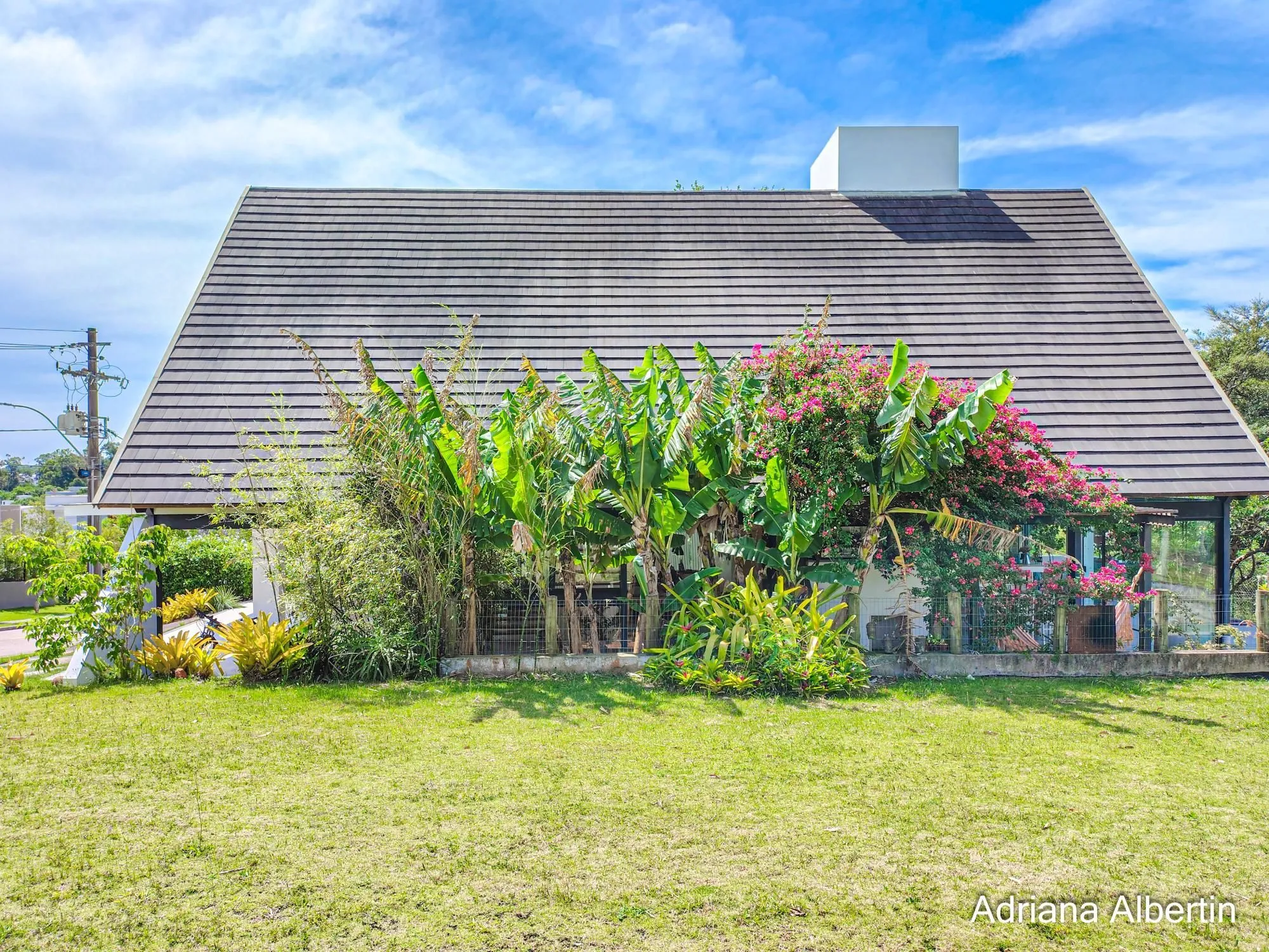 Imagem Casa com 395m² e vista para o Guaiba