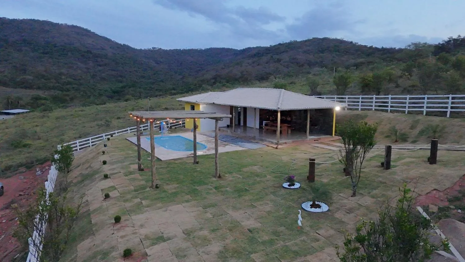 Imagem Vendo excelente chácara em Moeda/MG , com 1.000 m² de área,