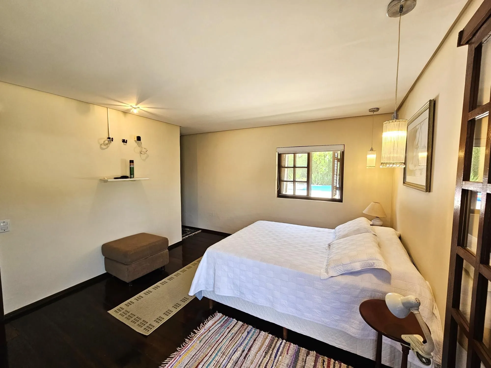 Imagem LINDA CASA NO BAIRRO GUARUJÁ - TERRENO COM 22 METROS DE FRENTE