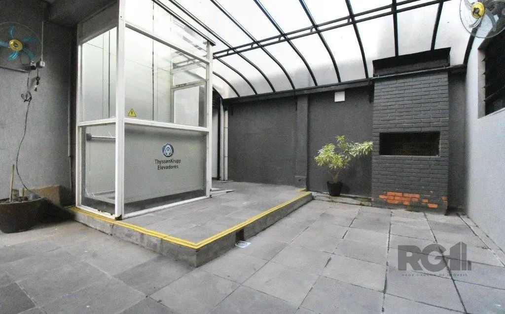 Imagem PRÉDIO - 319,00 m² - MENINO DEUS