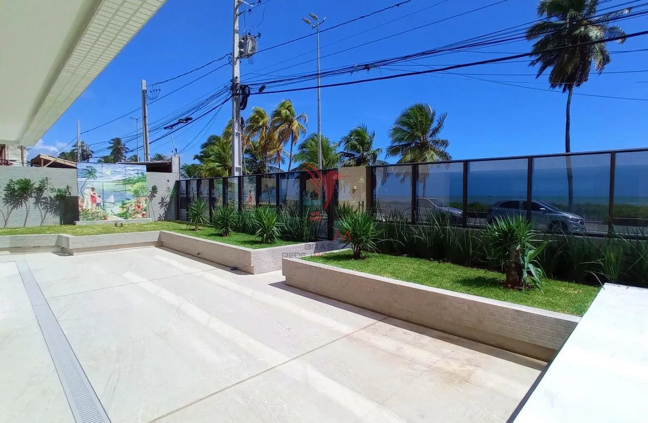 Imagem Vende-se apartamento na beira mar do Cabo Branco, varanda vista mar, 2 vagas de garagem