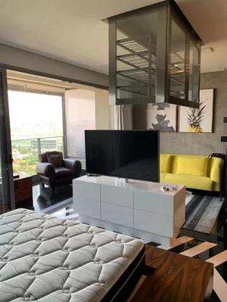 Imagem Flat disponível para locação no VHouse por JFL Living, com 48m², 1 dormitório e 1 vaga de garagem