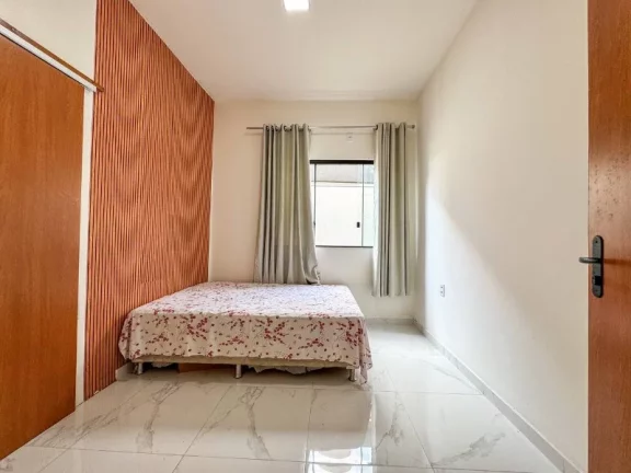 Imagem Casa em Alto Padrão, no condomínio Reserva do Parque , com 3 suítes, semi-mobiliada, climatizada e piscina , aceita financiamento bancário