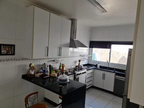 Imagem Casa em Condomínio para Locação em Jandira / SP no bairro Parque Nova Jandira