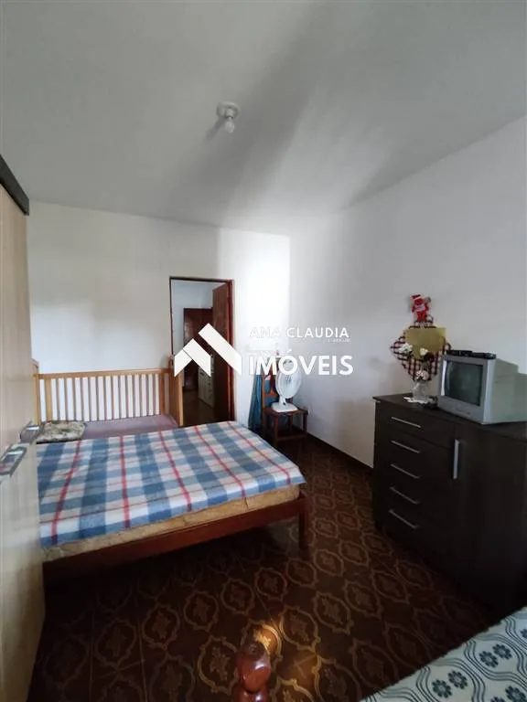 Imagem Casa lado praia em Itanhaém a 300 metros do mar