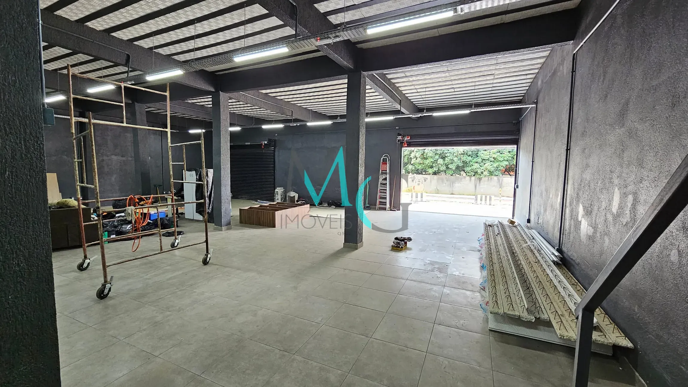 Imagem Loja para locação 250m² por R$ 10.000,00 + taxas, Santíssimo, Rio de Janeiro, RJ