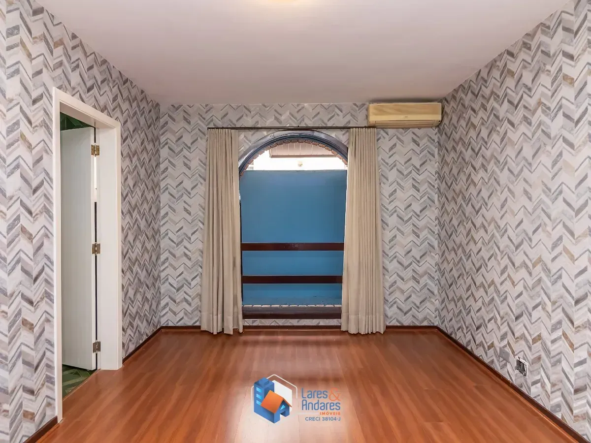Imagem Casa para venda em Morumbi com 4 quartos, sendo 4 suítes, 720m²
