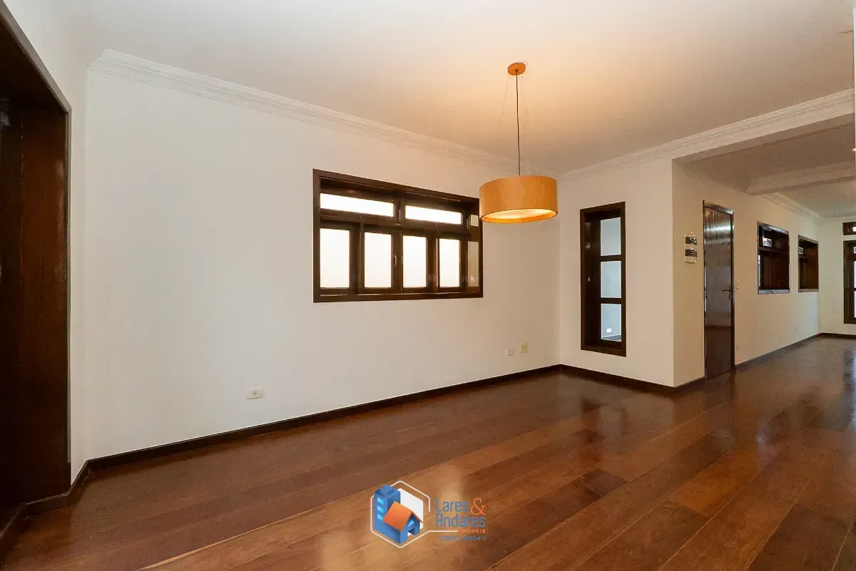 Imagem Casa de vila para venda em Indianópolis com 3 quartos, sendo 1 suíte, 239m²