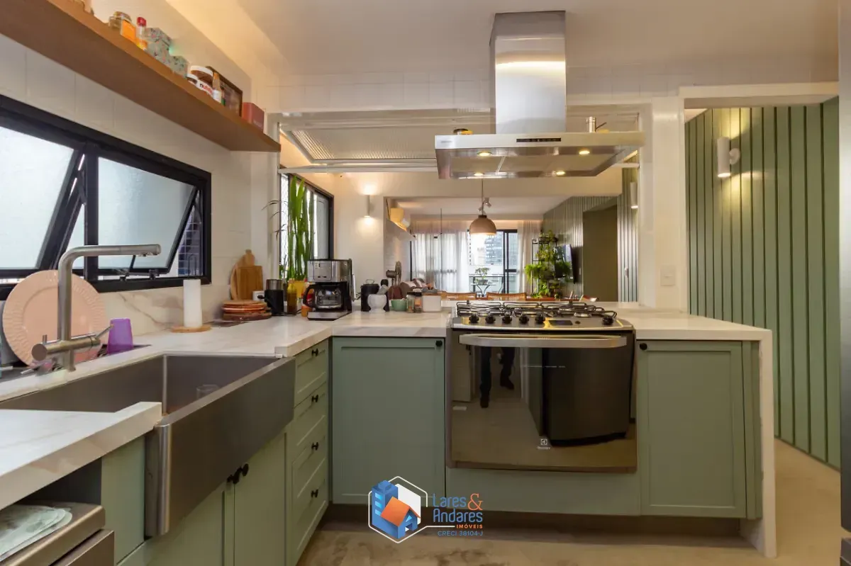 Imagem Apartamento para venda em Moema com 3 quartos, sendo 1 suíte, 152m²