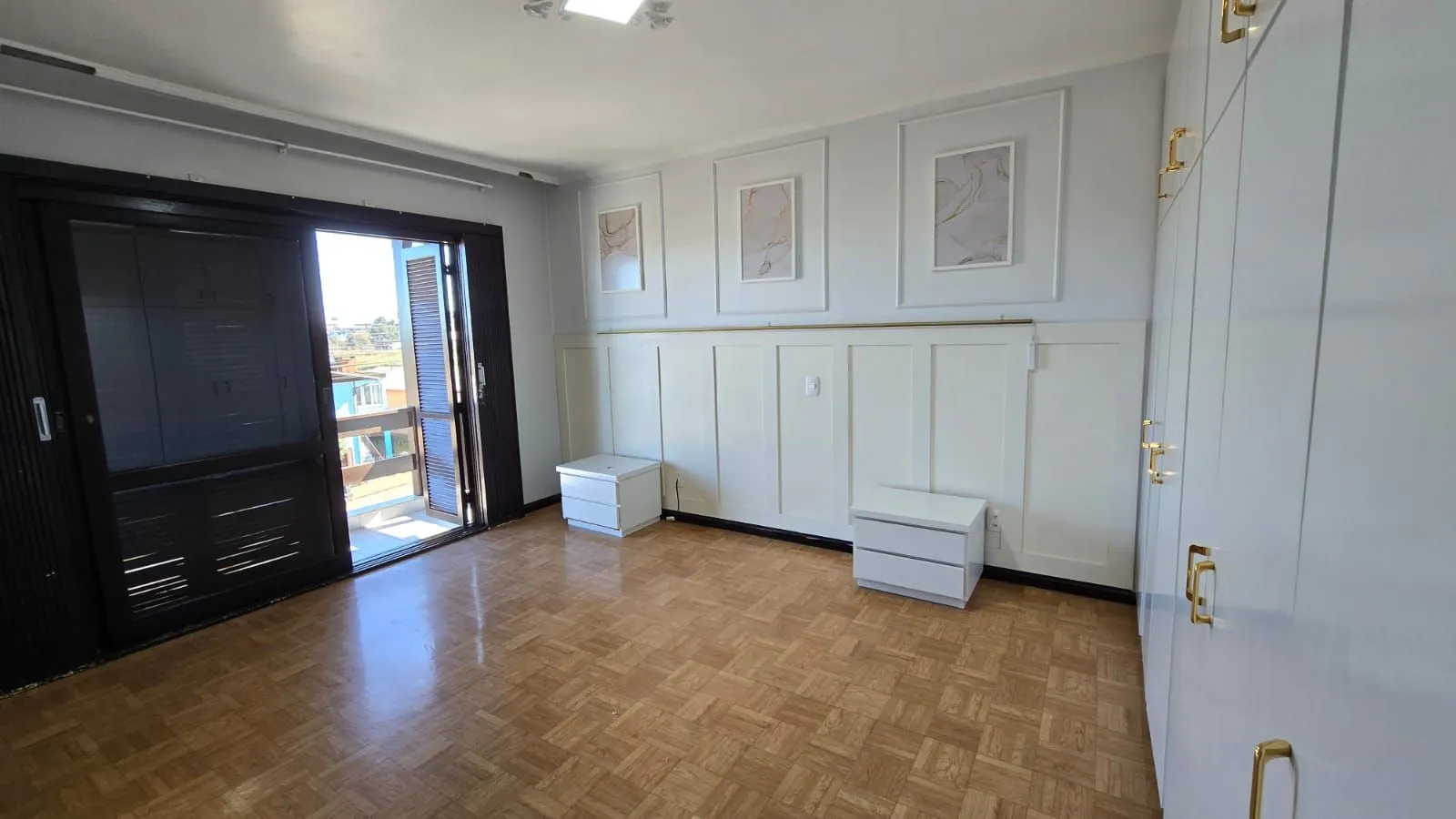 Imagem Duplex à venda em Caxias do Sul, Jardim das Hortências, com 3 quartos, 233.44m2