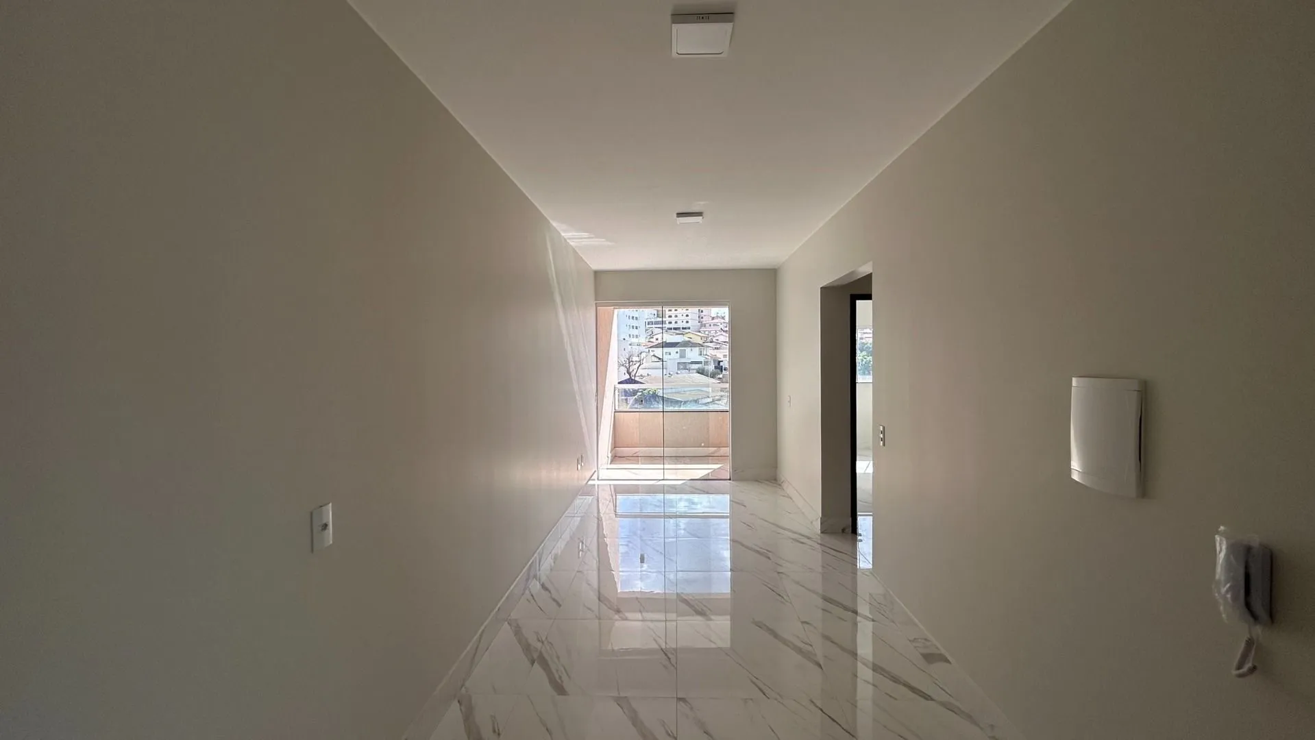 Imagem Apartamento à venda, 64 m² por R$ 300.000,00 - Antônio Caixeta - Patos de Minas/MG