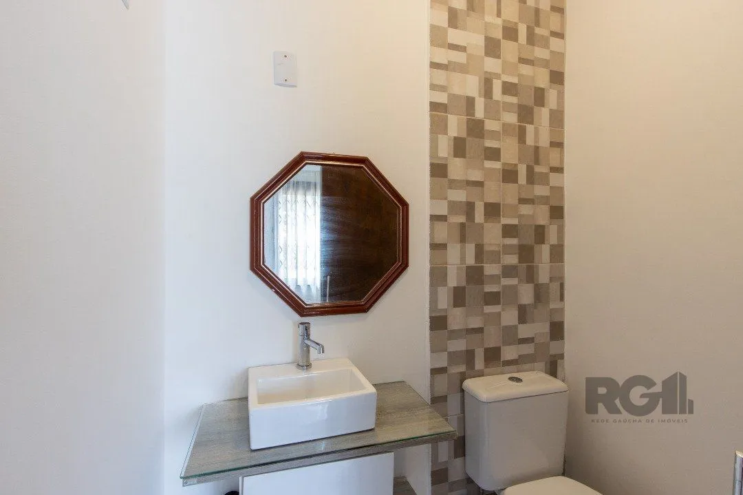 Imagem Casa para Venda - 205.5m², 3 dormitórios, sendo 2 suites, 3 vagas - Vila Nova